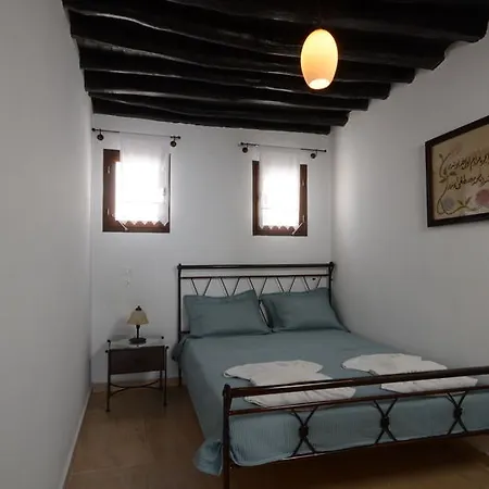 Aparthotel Xenones