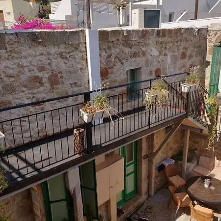 Xenones Aparthotel