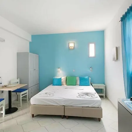 Apart-hotel Xenones 4*