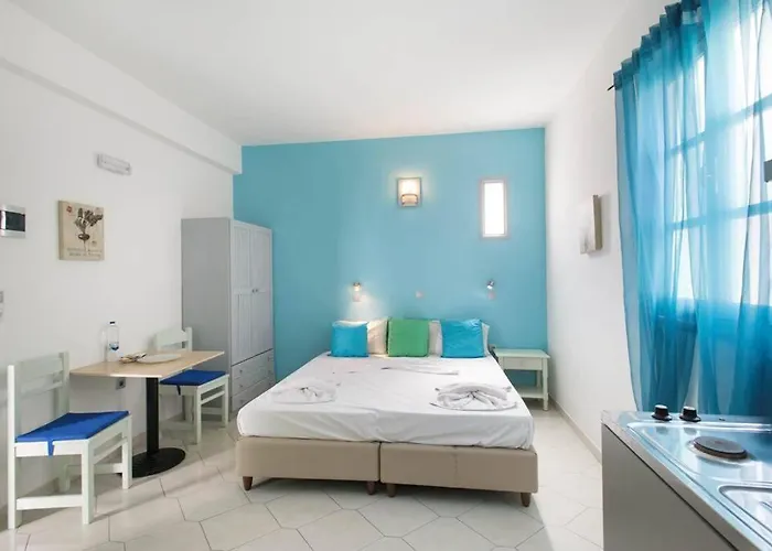 Aparthotel Xenones 4*