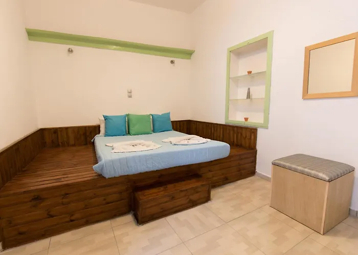 Aparthotel Xenones