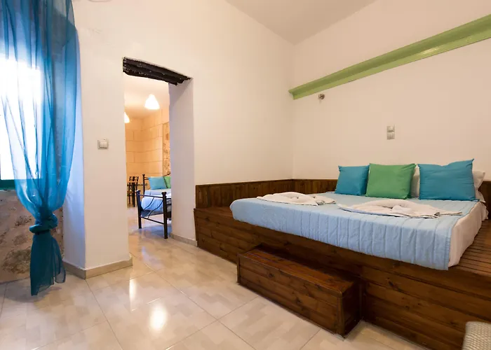 Aparthotel Xenones