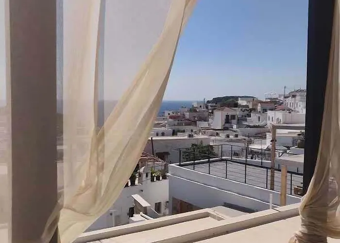 Xenones Aparthotel 4*