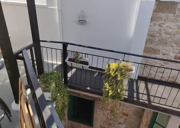 Xenones Aparthotel
