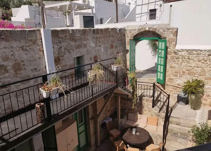 Xenones Lindos (Rhodes)