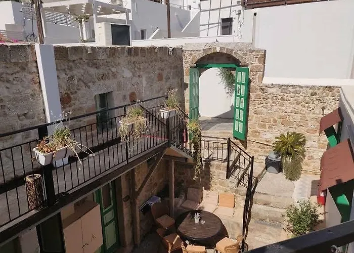 Xenones Aparthotel 4*