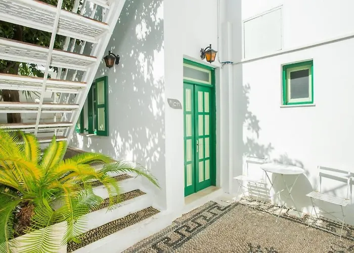 Xenones Aparthotel 4*