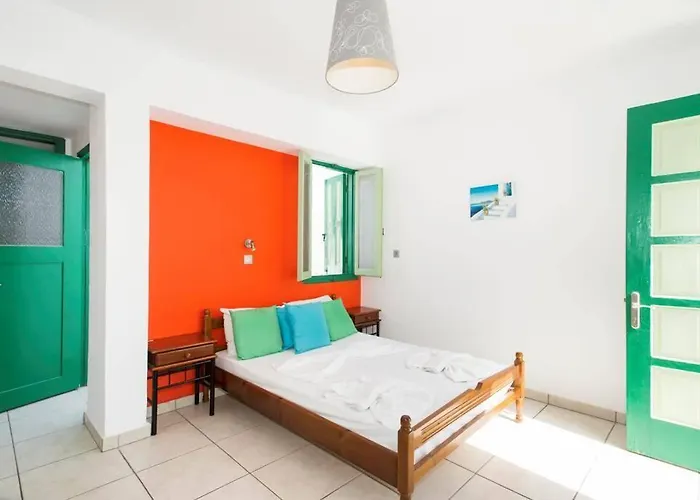 Xenones Aparthotel